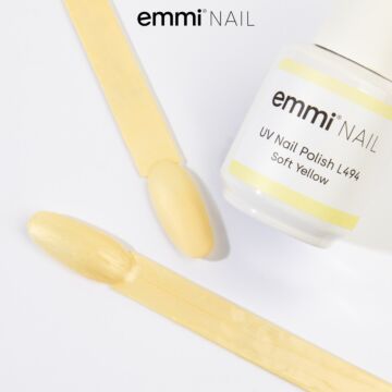 Emmi Shellac UV/LED Lacquer Soft Yellow -L494-